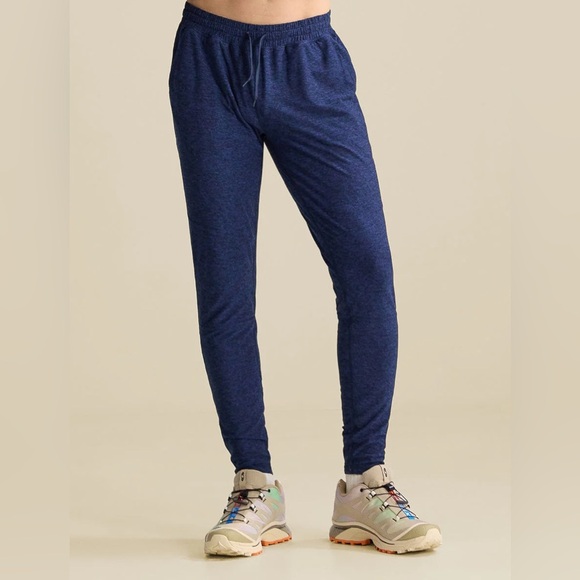 Outdoor Voices CloudKnit Slim Sweatpant - Picture 1 of 7